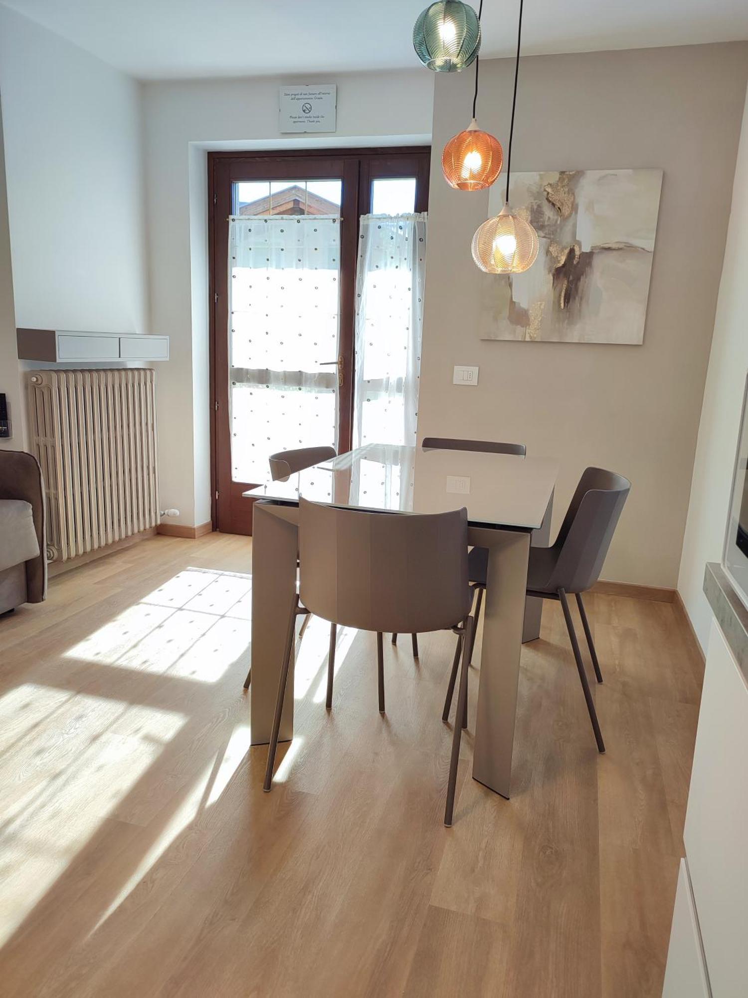 Appartamento Con Giardino Carisolo Eksteriør billede