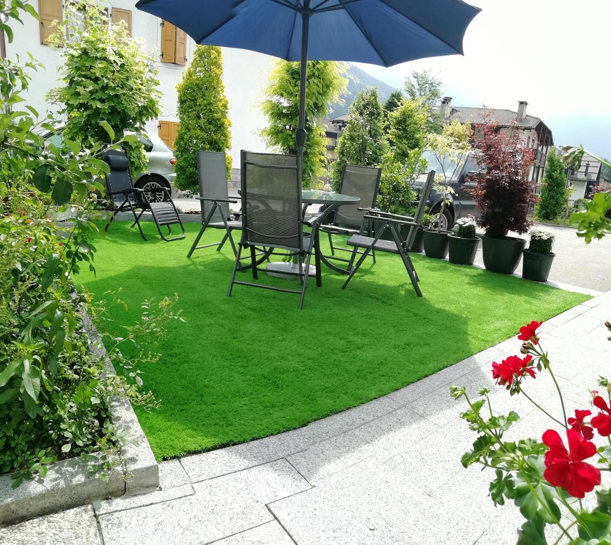 Appartamento Con Giardino Carisolo Eksteriør billede
